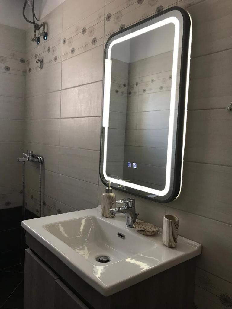Alfa Apartaments Sarandë 외부 사진